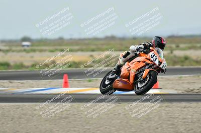 media/Apr-18-2025-TrackDaz (Fri) [[45f5874c44]]/C Group/Session 1 (Turn 7)/